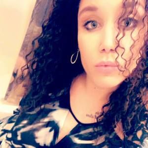 Meet your Posher, Talia